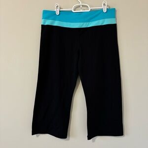 Tuff Athletics Leggings Capris Activewear Yoga Pants Black and Blue Size Large